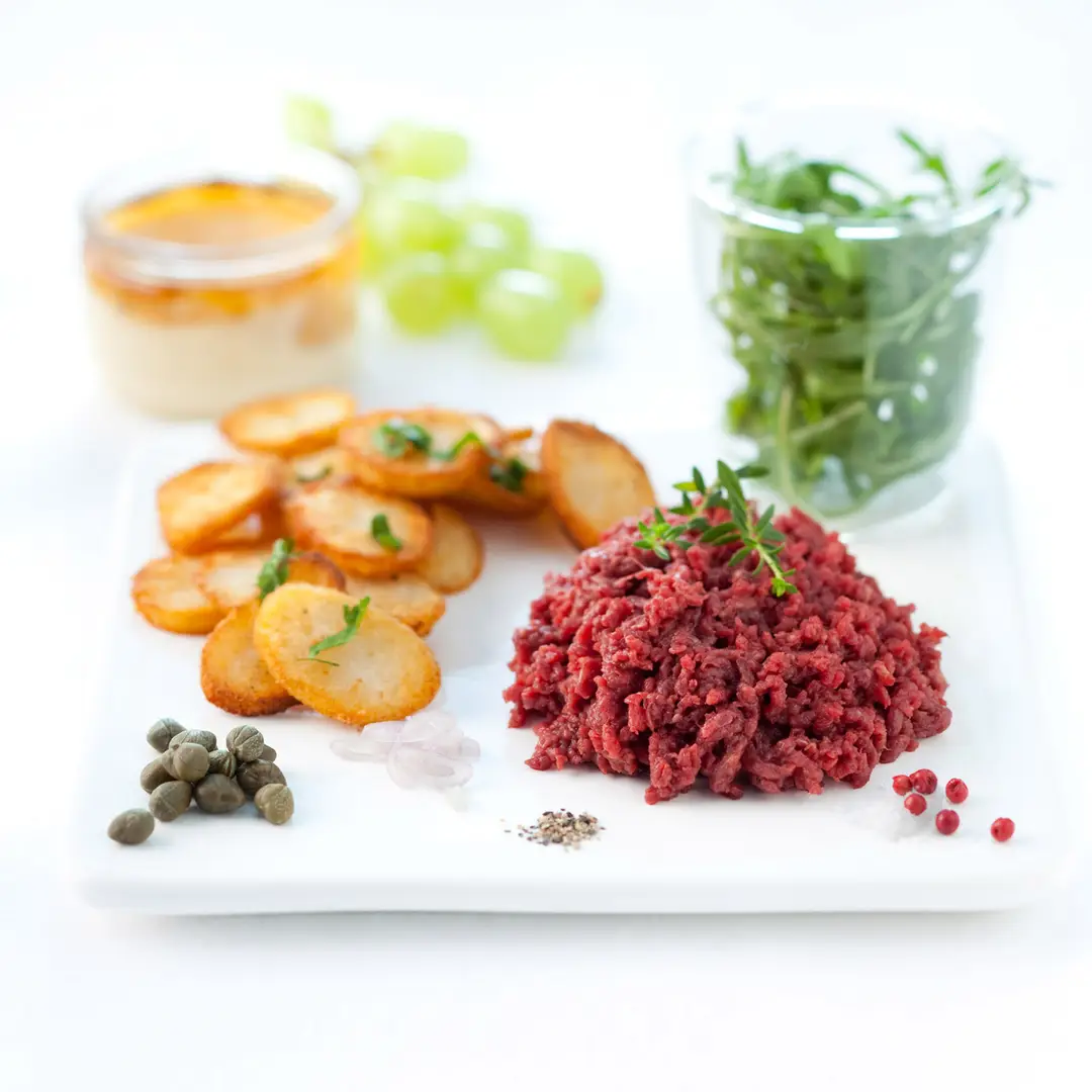 tartare de boeuf pommes de terre grenailles câpres civ photographe culinaire bordeaux