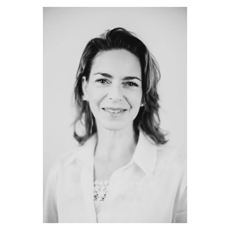 photographe portrait femme sourire dieulefit