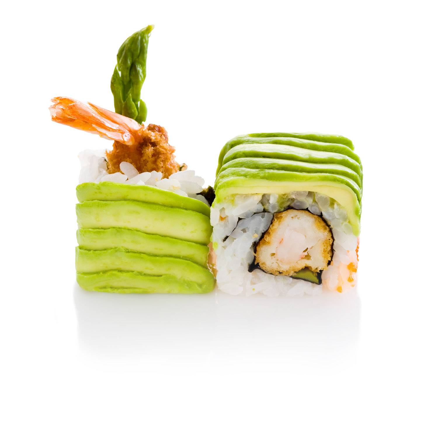 packshot produit sur fond blanc, de sushi